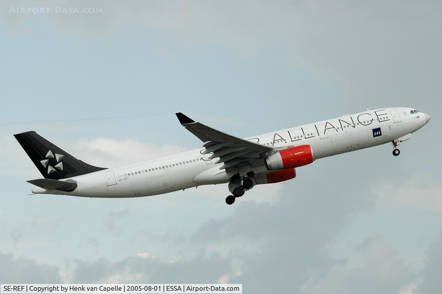 SE-REF, 2003 Airbus A330-343X C/N 568, Scandinavian Airlines A330-300 taking off from Stockholm Arlanda airport, Sweden.