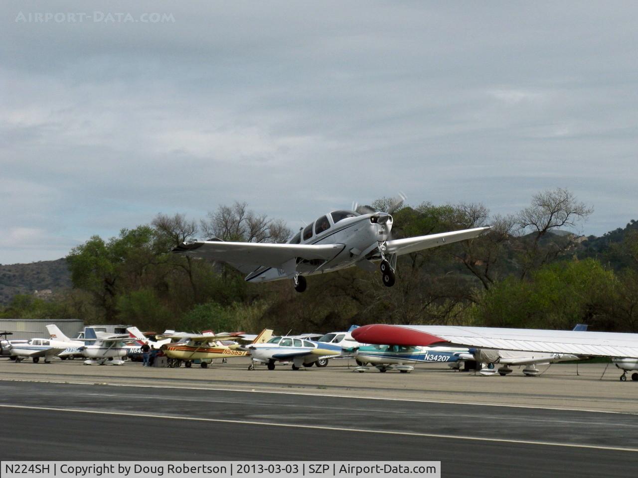 N224SH, 1970 Beech V35B Bonanza C/N D-9152, 1970 Beech V35B BONANZA, Continental IO-520-B 285 Hp, takeoff climb Rwy 22