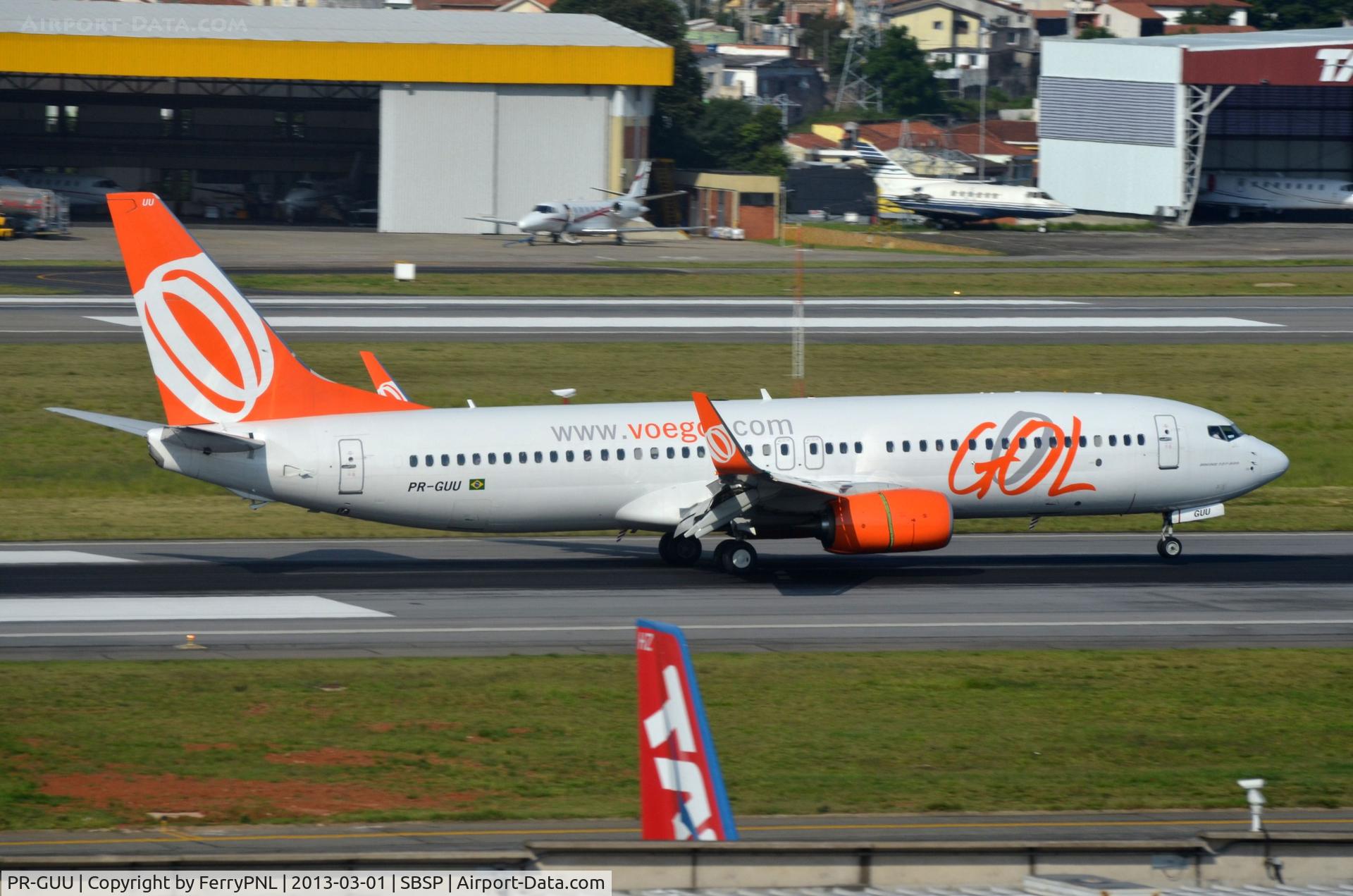 PR-GUU, 2012 Boeing 737-8EH C/N 39607, Gol B738 landing in CGH