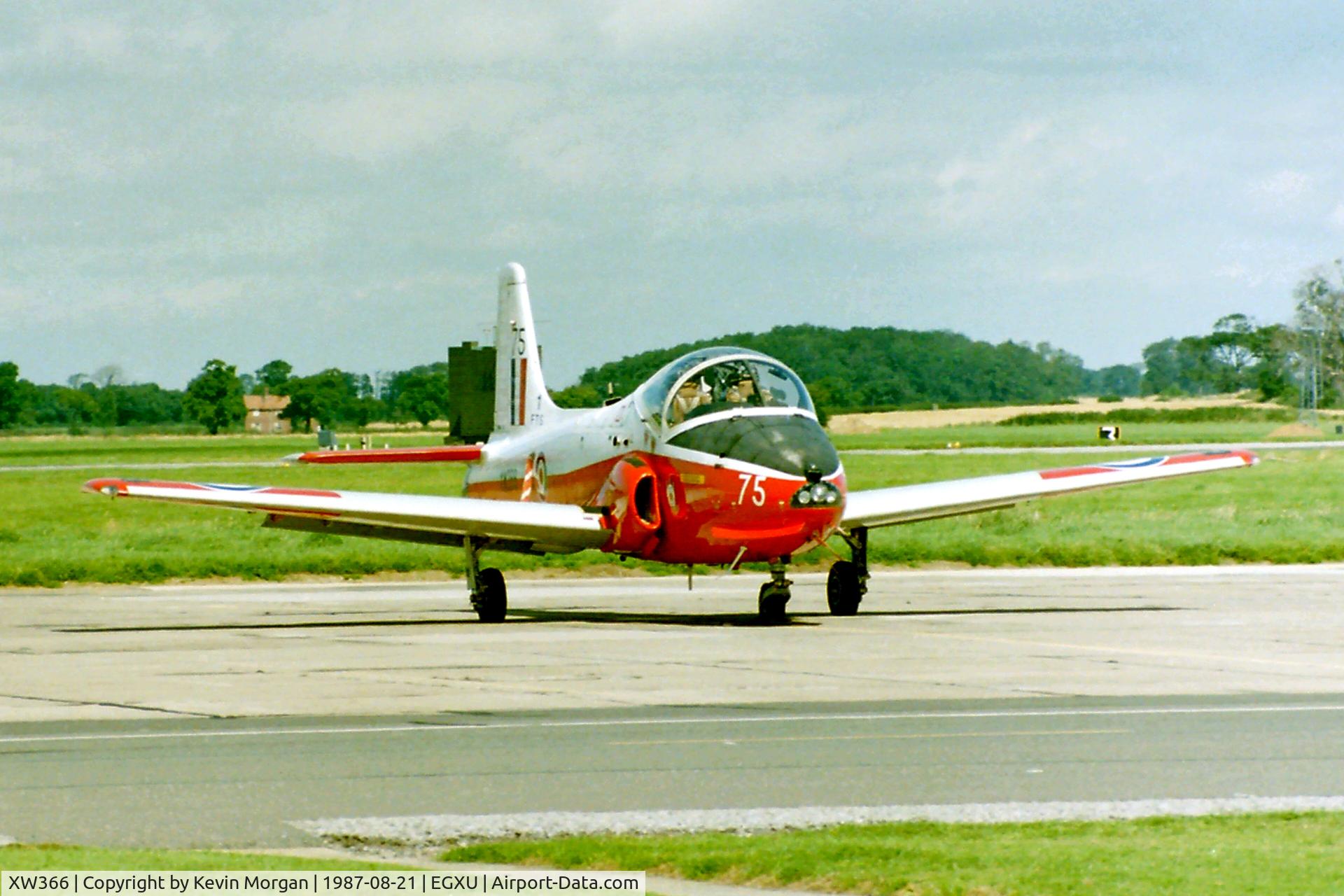 XW366, 1971 BAC 84 Jet Provost T.5A C/N EEP/JP/1016, XW366/75 1FTS. Taken on Flightline RAF Linton-On-Ouse
