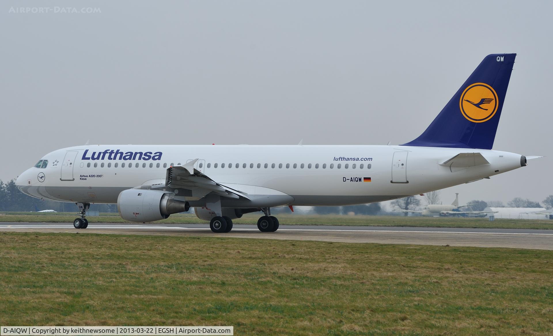 D-AIQW, 2000 Airbus A320-211 C/N 1367, Leaving following re-spray.