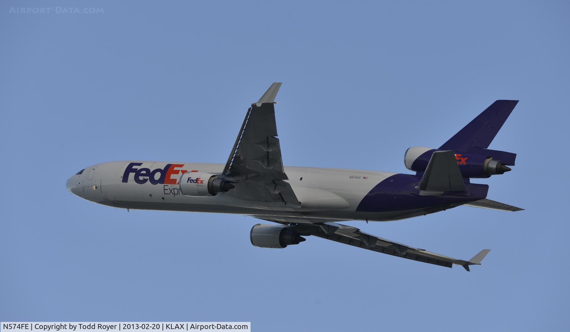 N574FE, 1991 McDonnell Douglas MD-11F C/N 48499, Departing LAX