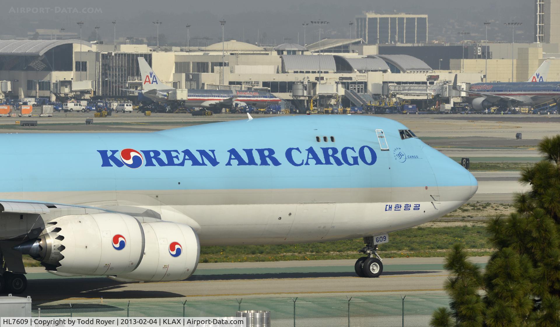 HL7609, 2012 Boeing 747-8HT/F C/N 37132, Taxiing to parking at LAX