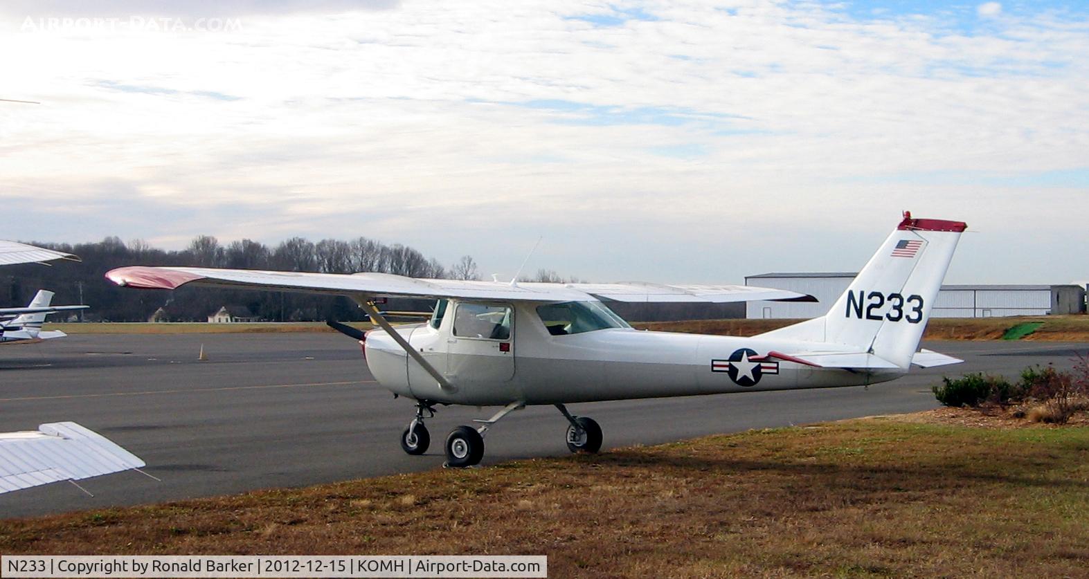 N233, 1968 Cessna 150H C/N 15068882, Orange