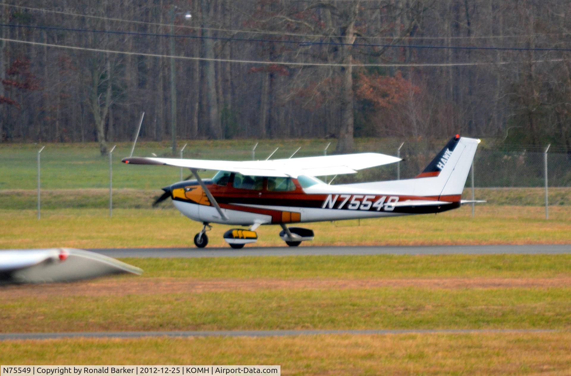 N75549, 1976 Cessna 172N C/N 17267799, Landing OMH