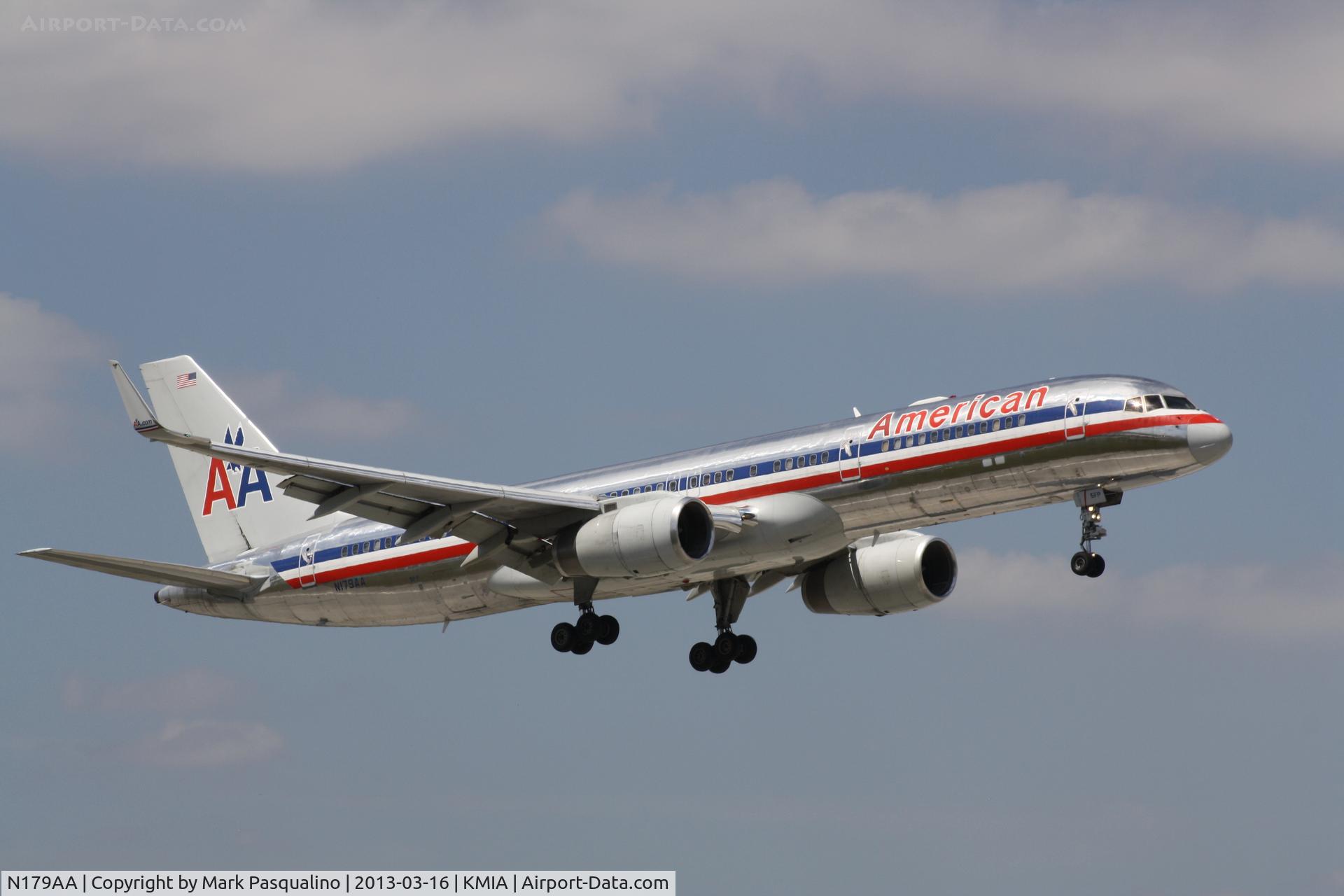 N179AA, 2002 Boeing 757-223 C/N 32397, Boeing 757-200
