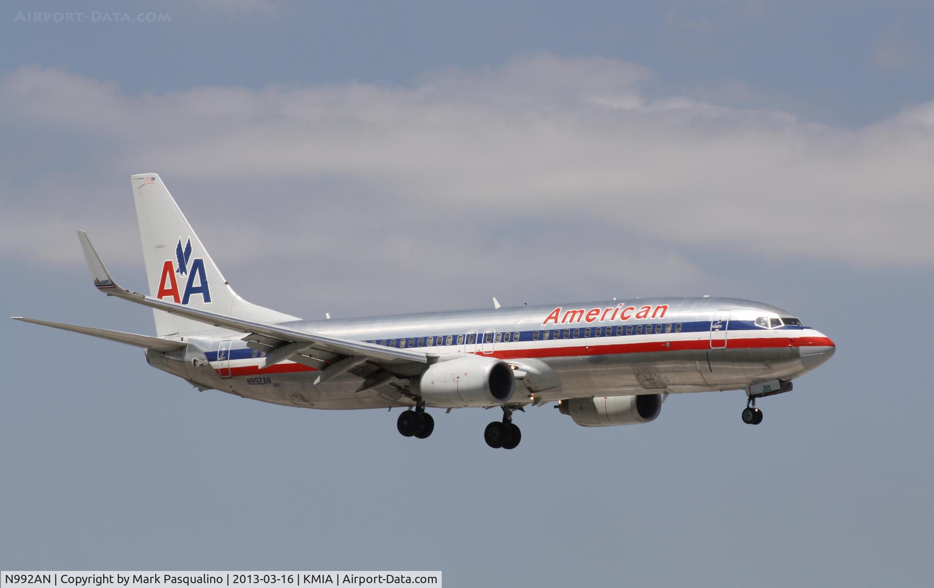 N992AN, 2009 Boeing 737-823 C/N 31071, Boeing 737-800