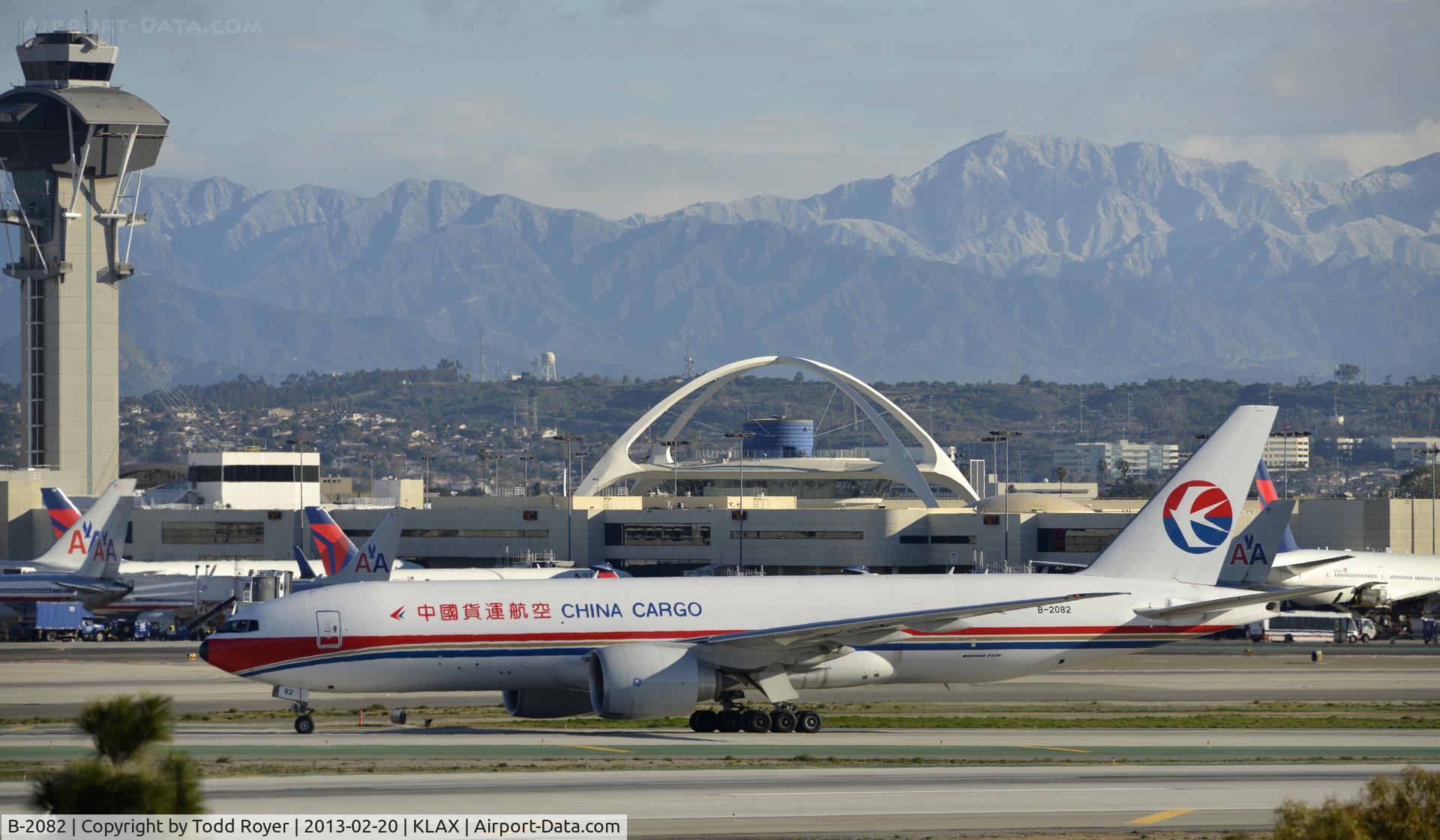B-2082, 2010 Boeing 777-F6N C/N 37716, Taxiing to parking at LAX