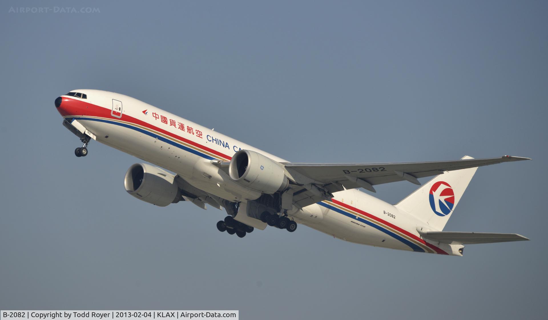 B-2082, 2010 Boeing 777-F6N C/N 37716, Departing LAX