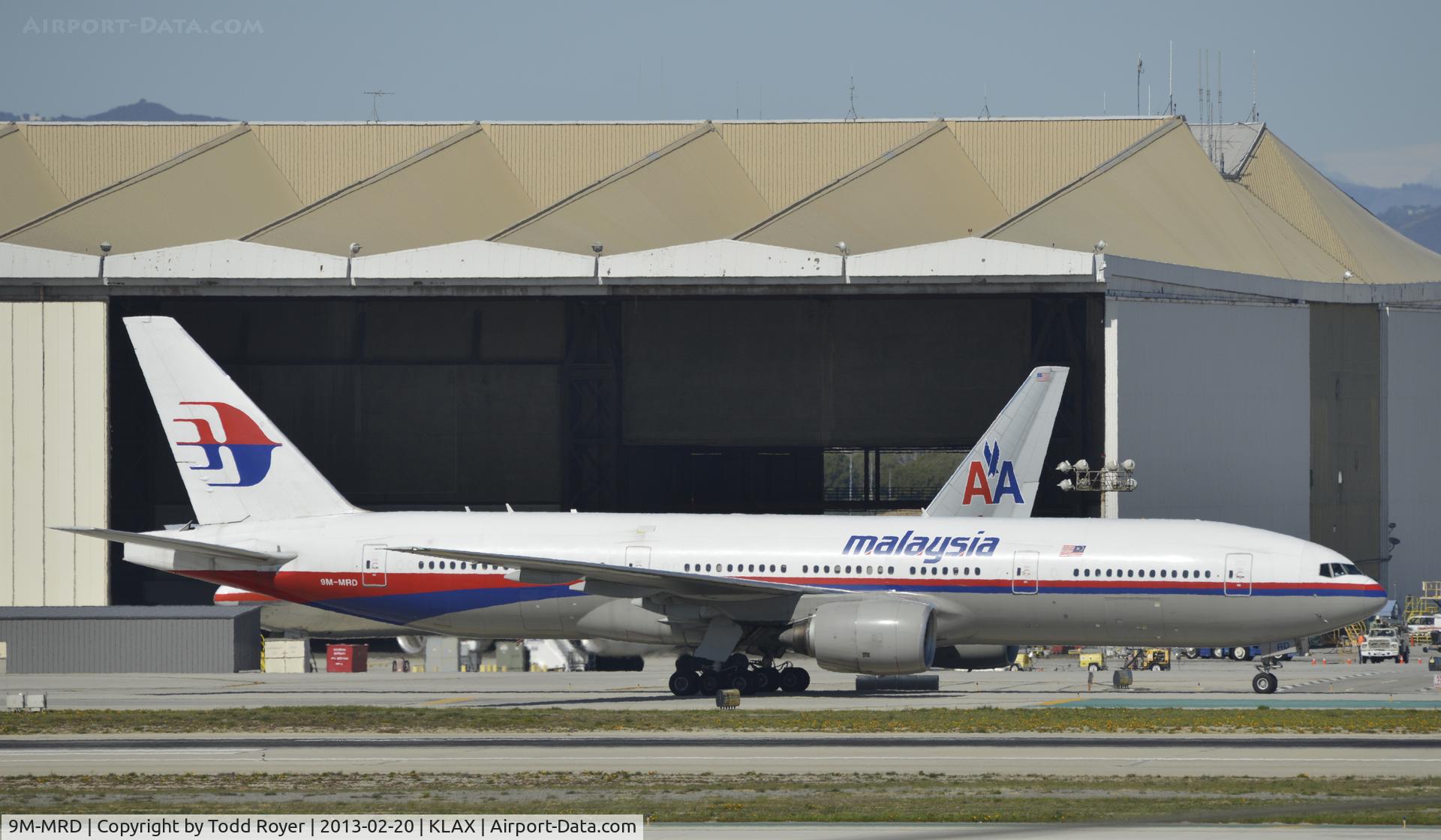 9M-MRD, 1997 Boeing 777-2H6/ER C/N 28411, Taxiing to gate at LAX