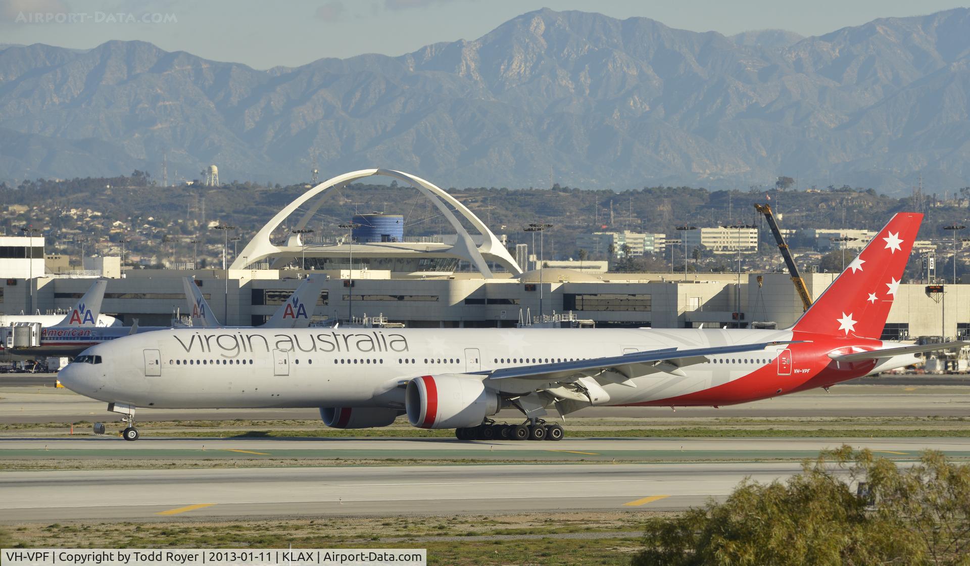 VH-VPF, 2009 Boeing 777-3ZG/ER C/N 37940, Taxiing to gate at LAX