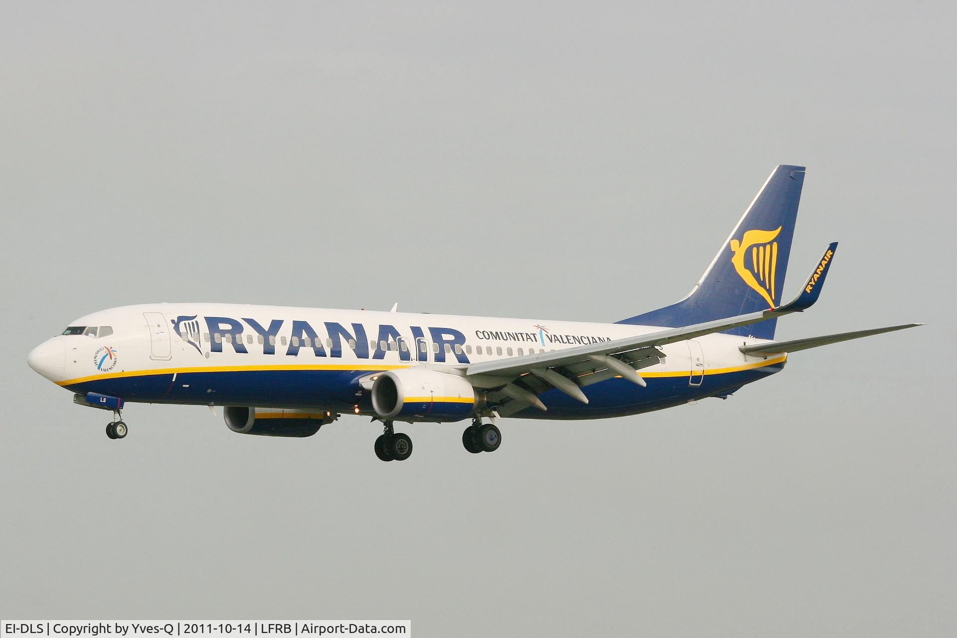 EI-DLS, 2006 Boeing 737-8AS C/N 33621, Boing 737-8AS, On final rwy 25L, Brest-Bretagne Airport (LFRB - BES)
