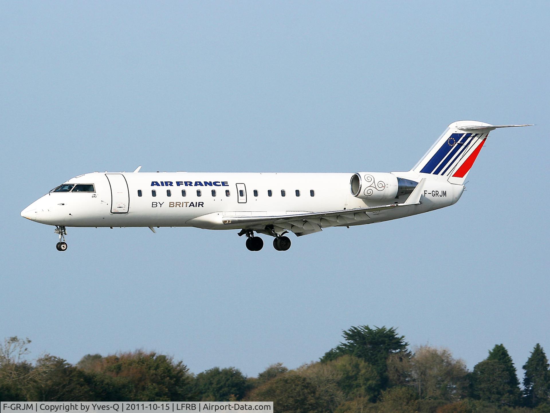 F-GRJM, 1998 Canadair CRJ-100ER (CL-600-2B19) C/N 7222, Canadair Regional Jet CRJ-100ER, On final rwy 25L, Brest-Bretagne Airport (LFRB-BES)