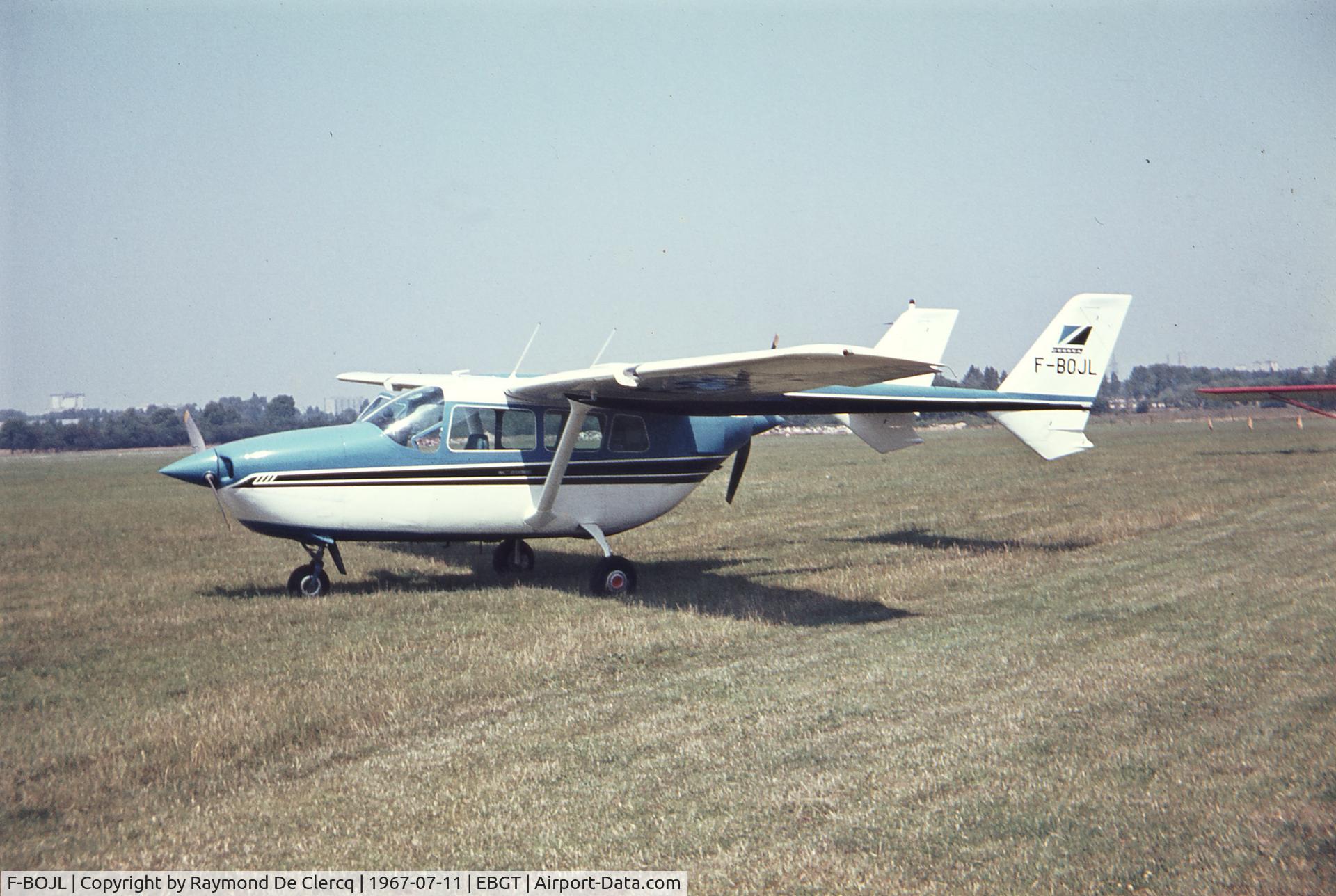 F-BOJL, Cessna 337B Super Skymaster C/N 337-0617, Cessna 337B