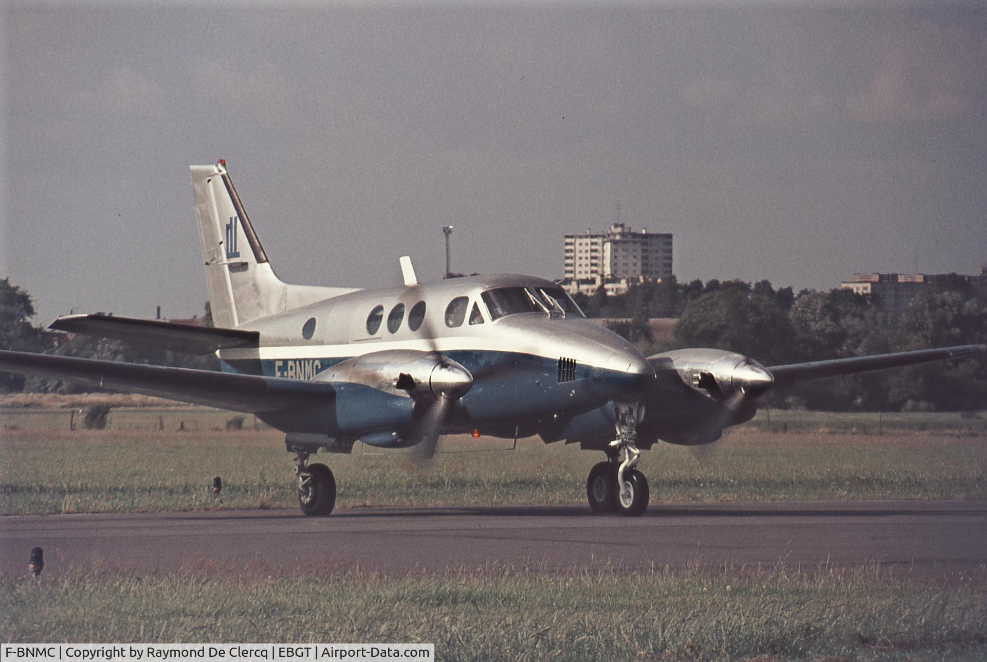 F-BNMC, Beech 65-A90 C/N LJ-149, Beech 65-A90