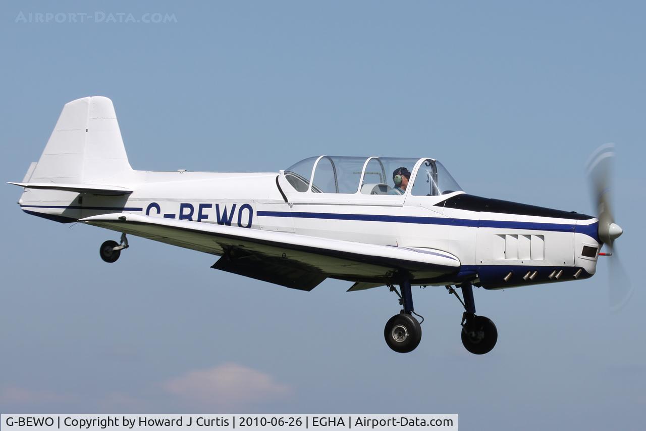 G-BEWO, 1966 Zlin Z-326 Trener Master C/N 915, Privately owned.