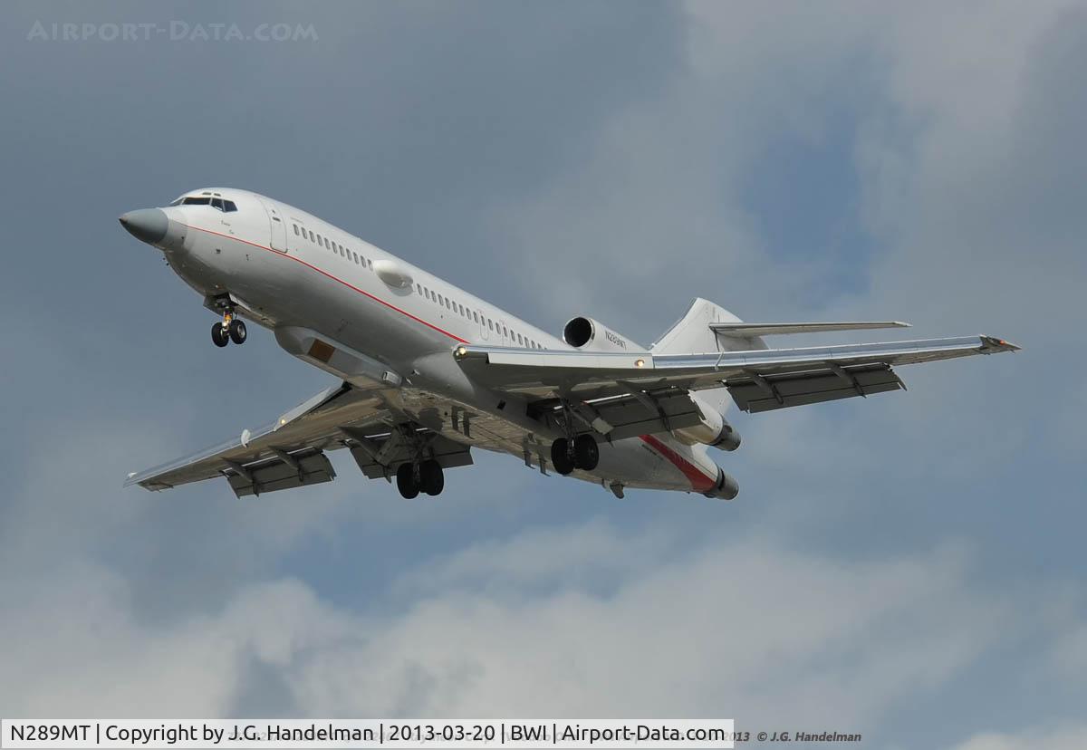 N289MT, 1981 Boeing 727-223 C/N 22467, on Final to 28.