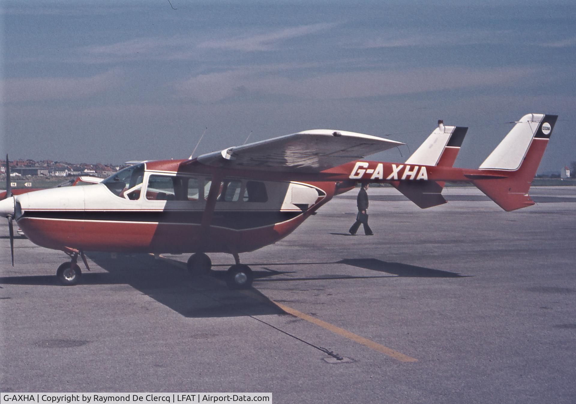 G-AXHA, 1966 Cessna 337A Super Skymaster C/N 337-0484, 1966 Cessna 337A