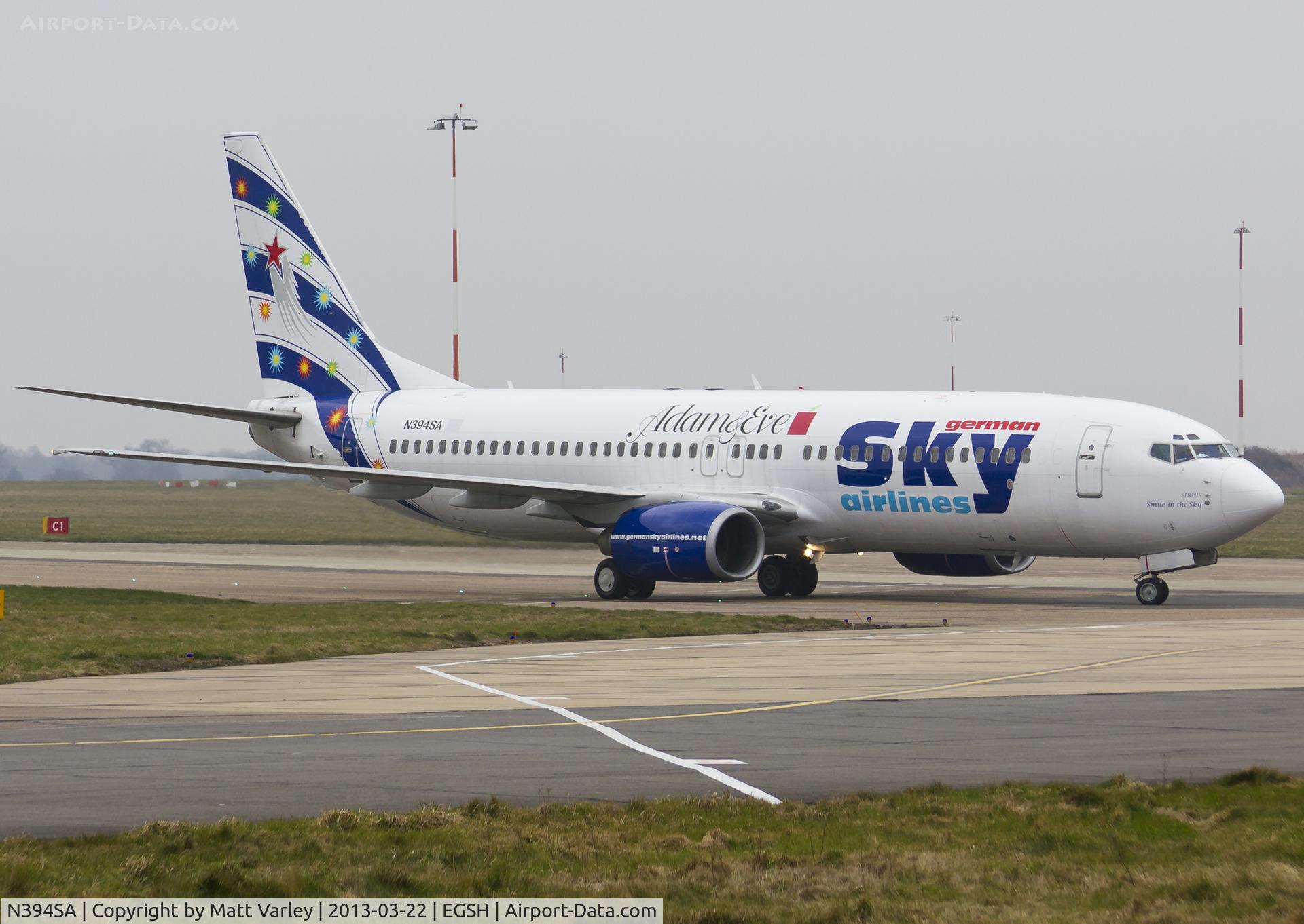 N394SA, 2000 Boeing 737-883 C/N 30194, Arriving at a gloomy EGSH from Lasham's.