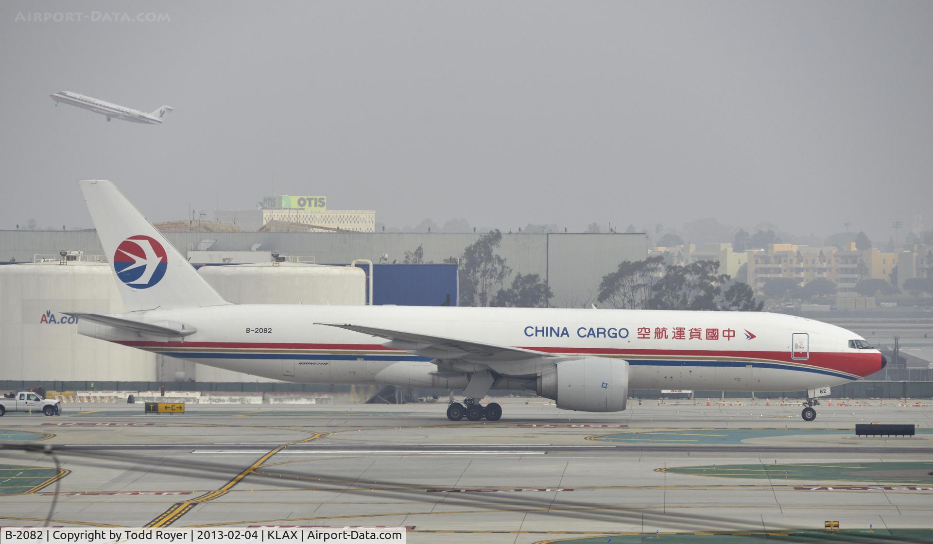 B-2082, 2010 Boeing 777-F6N C/N 37716, Taxiing to parking at LAX