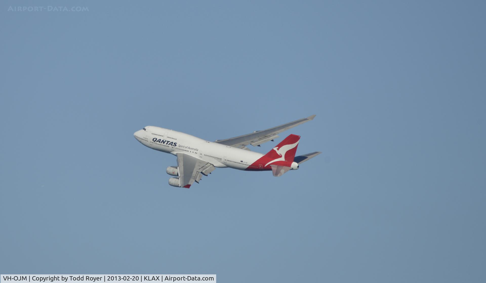 VH-OJM, 1991 Boeing 747-438 C/N 25245, Left turn out on departure from 24L at LAX
