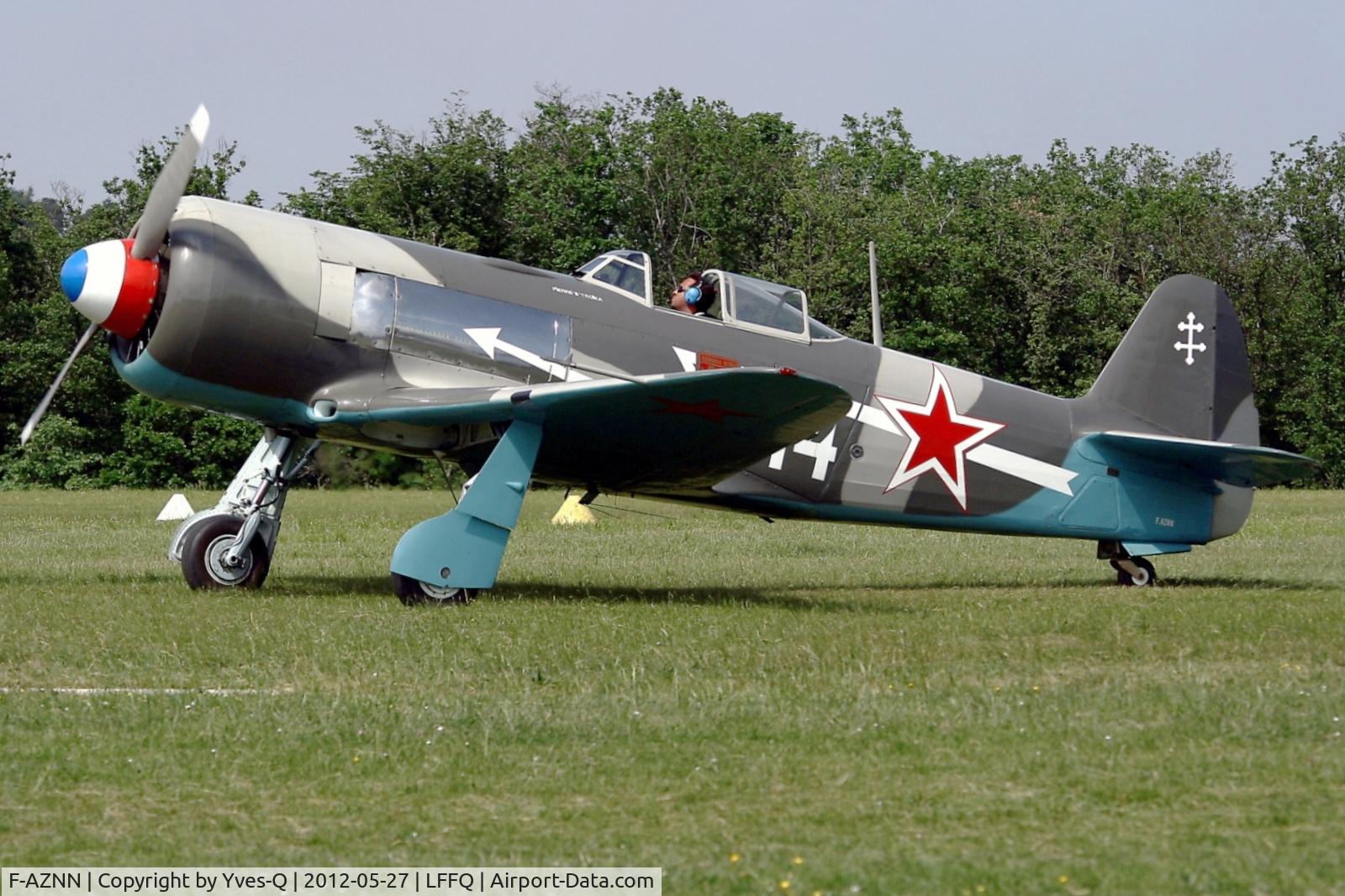 F-AZNN, Yakovlev Yak-11 C/N 25 III/05, Yakovlev YAK-11, le temps des hélices Air Show, La ferté-Alais Airfield (LFFQ)