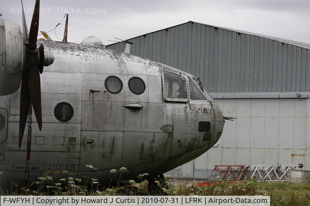 F-WFYH, Nord N-2501 Noratlas C/N 180, Ex 180/French Air Force. In external store.