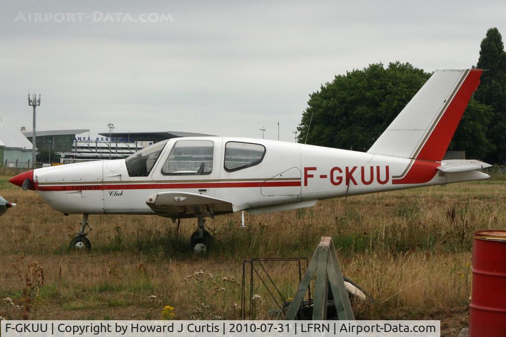 F-GKUU, Socata TB-9 C/N 1182, Privately owned.