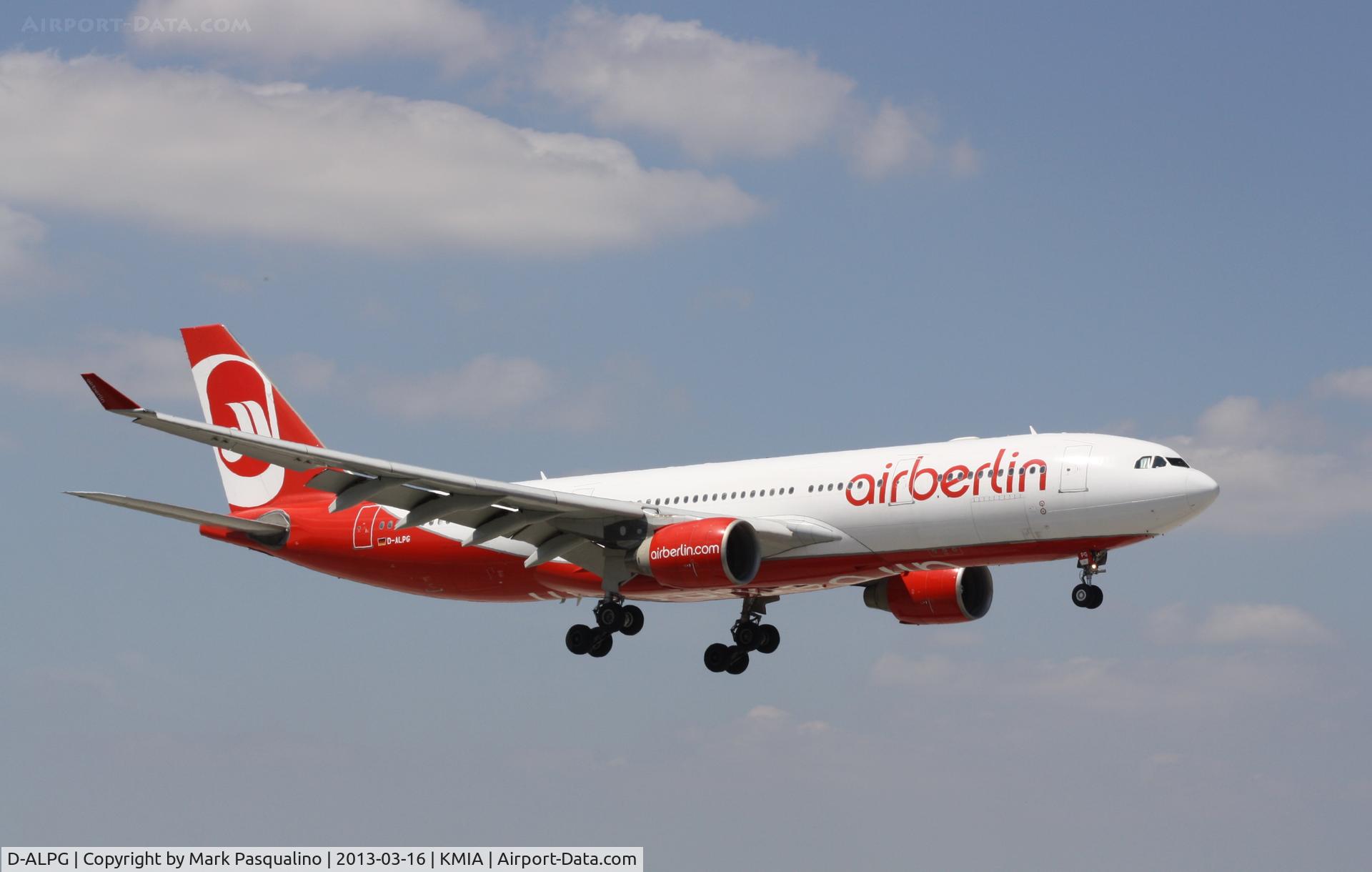 D-ALPG, 2002 Airbus A330-223 C/N 493, Airbus A330-200
