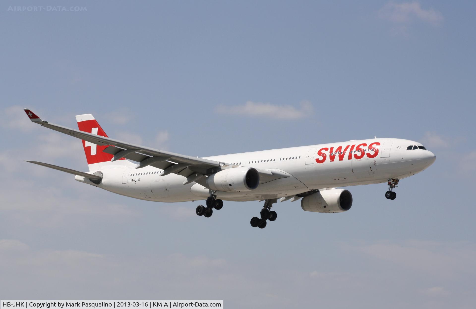 HB-JHK, 2011 Airbus A330-343X C/N 1276, Airbus A330-300