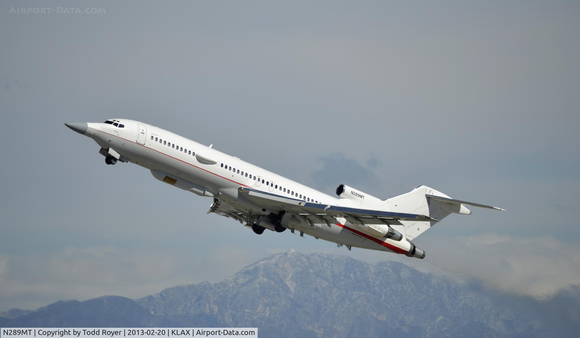 N289MT, 1981 Boeing 727-223 C/N 22467, Departing LAX