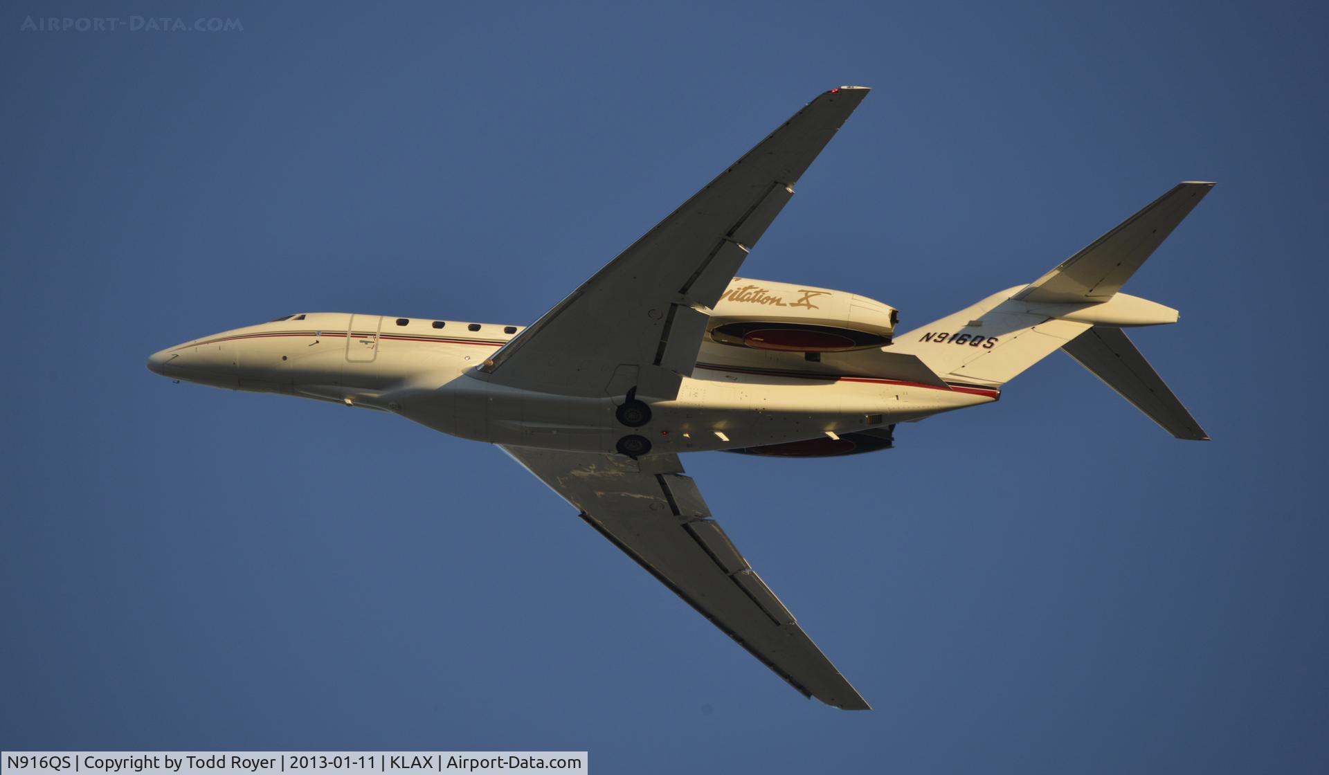 N916QS, 2000 Cessna 750 Citation X C/N 750-0116, Departing LAX