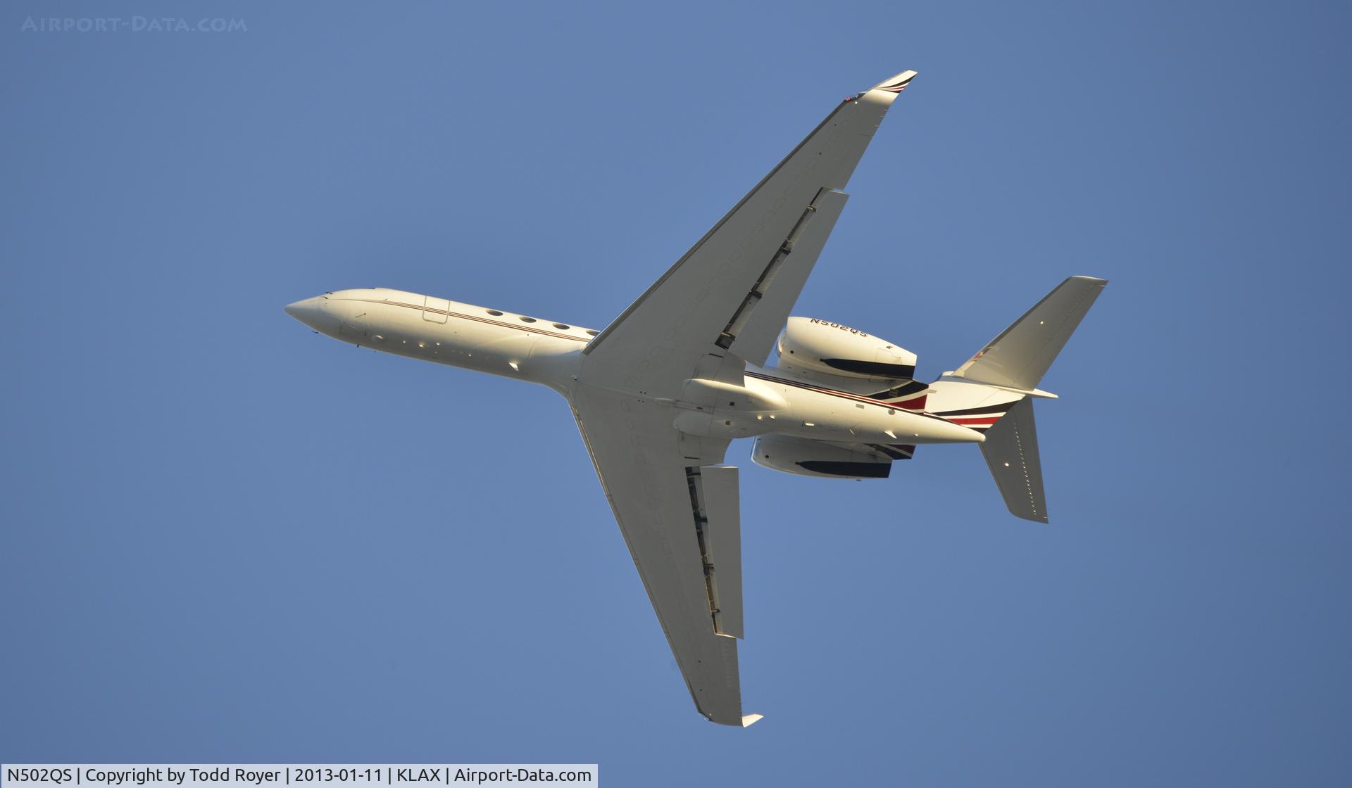 N502QS, 2000 Gulfstream Aerospace G-V C/N 601, Departing LAX