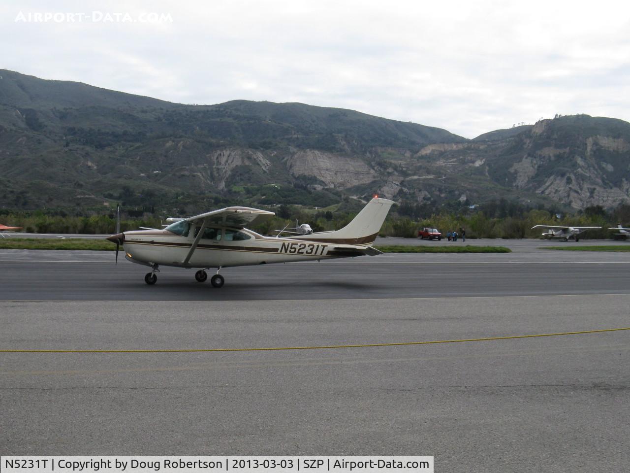 N5231T, 1981 Cessna R182 Skylane RG C/N R18201839, 1981 Cessna R182 SKYLANE RG, Lycoming O-540-J3C5D 235 Hp, taxi