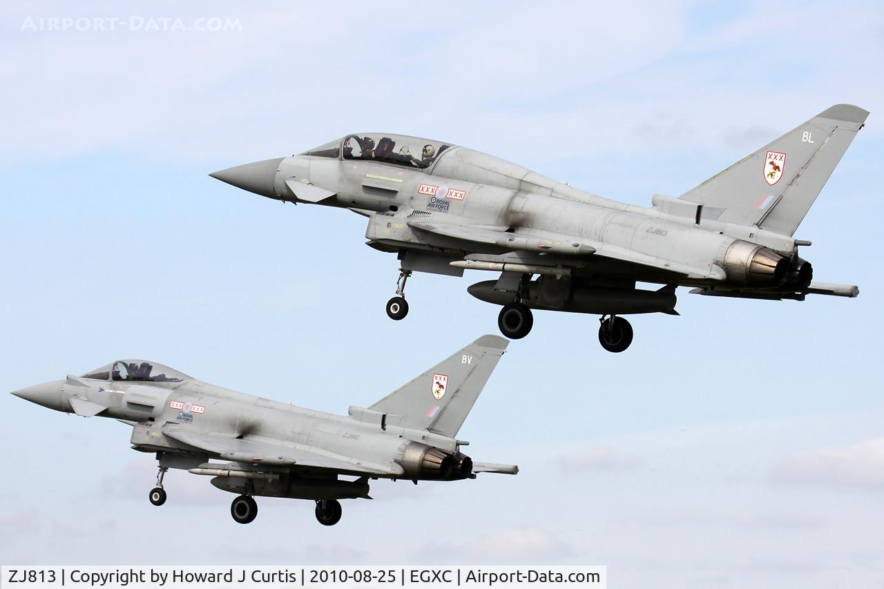 ZJ813, 2005 Eurofighter EF-2000 Typhoon T1 C/N 0091/BT014, BL/29(R) Squadron, landing with FGR4 ZJ910/BV.