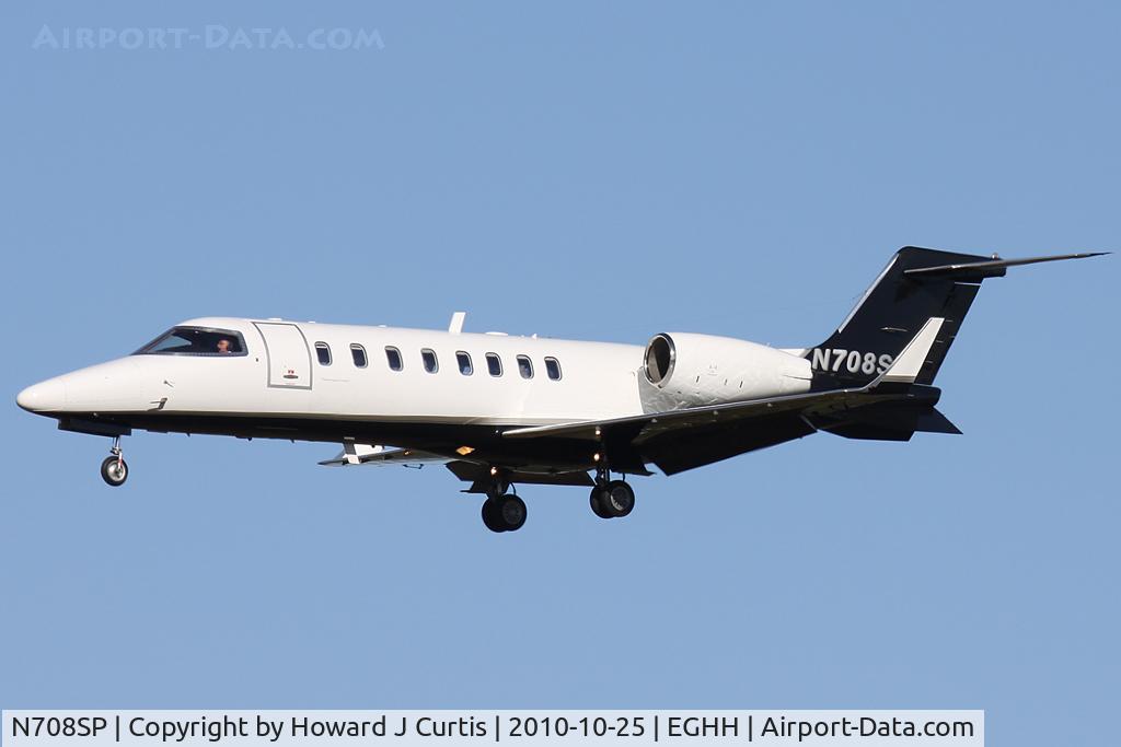 N708SP, 1999 Learjet 45 C/N 014, Corporate. On approach.