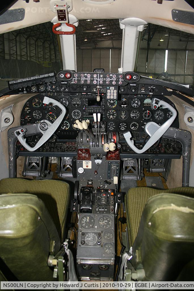 N500LN, 1960 Howard (Lockheed) 500 (PV-1/B-34 Ventura) C/N 5560/49, View of the cockpit of this lovely old girl.