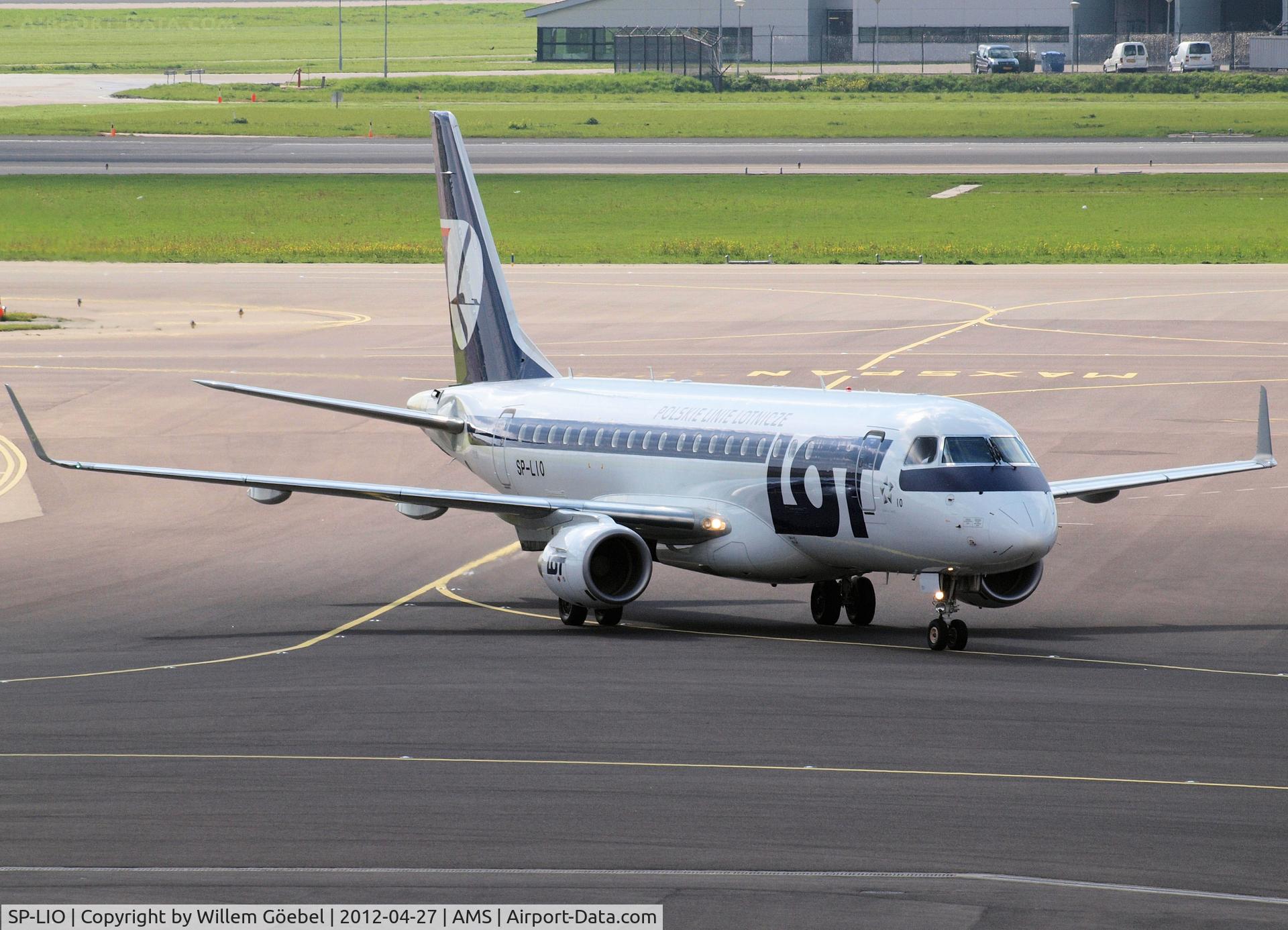 SP-LIO, 2010 Embraer 175LR (ERJ-170-200LR) C/N 17000321, Taxi to the gate of Schiphol Airport