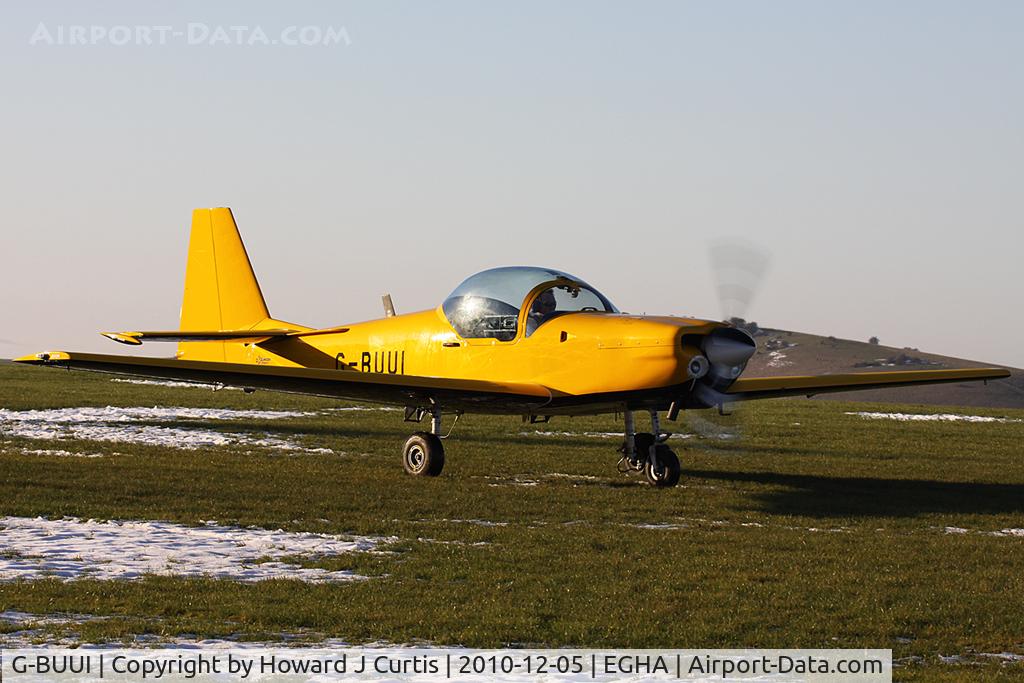 G-BUUI, 1993 Slingsby T-67M Firefly Mk2 C/N 2119, Privately owned.