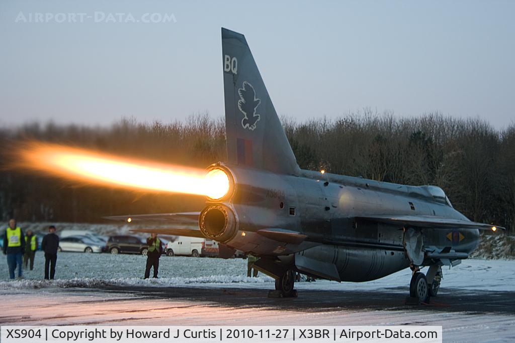 XS904, 1966 English Electric Lightning F.6 C/N 95250, Amazing sight and sound as this Lightning Preservation group machine does an afterburner run. Bruntingthorpe, Leics.