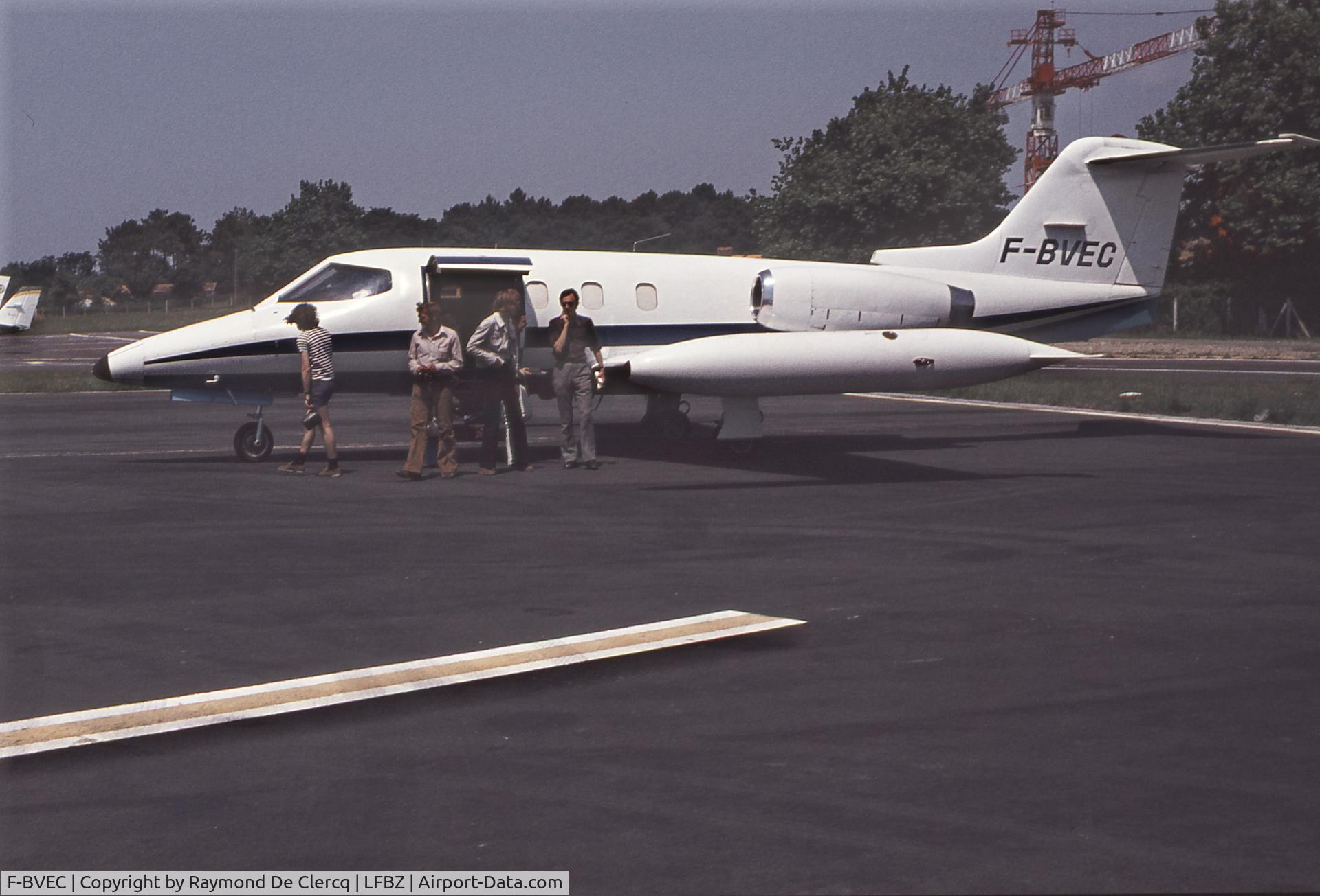 F-BVEC, 1973 Learjet 24D C/N 271, Summer 1976