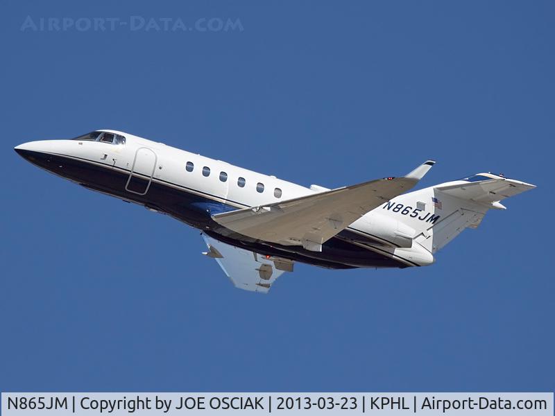 N865JM, 2008 Hawker Beechcraft 900XP C/N HA-0087, Leaving Philly