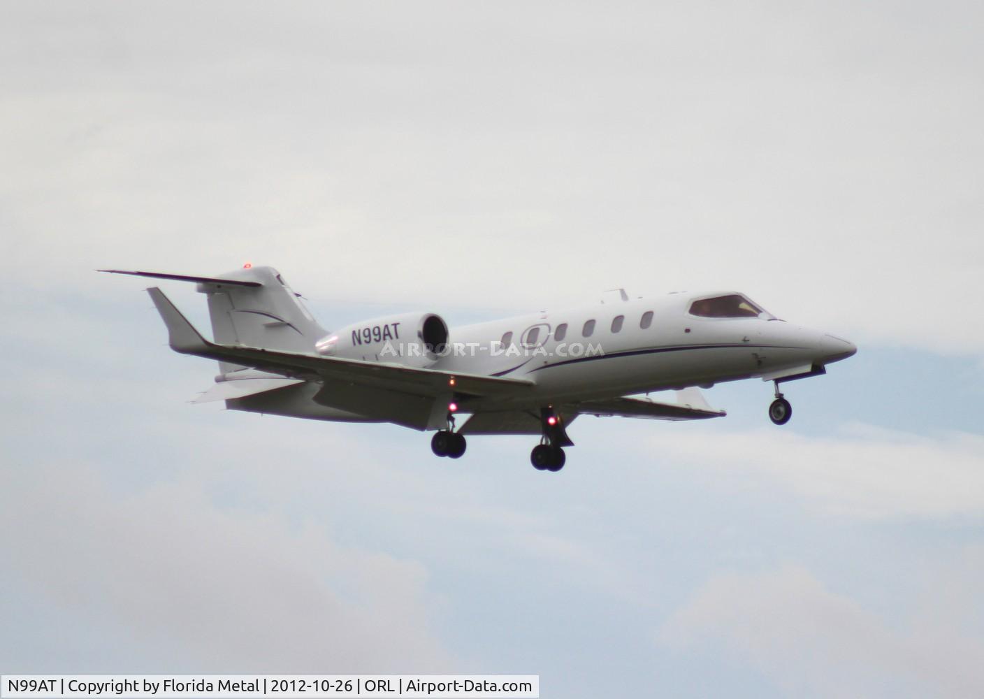 N99AT, 2000 Learjet 31A C/N 31A-202, Lear 31A at NBAA