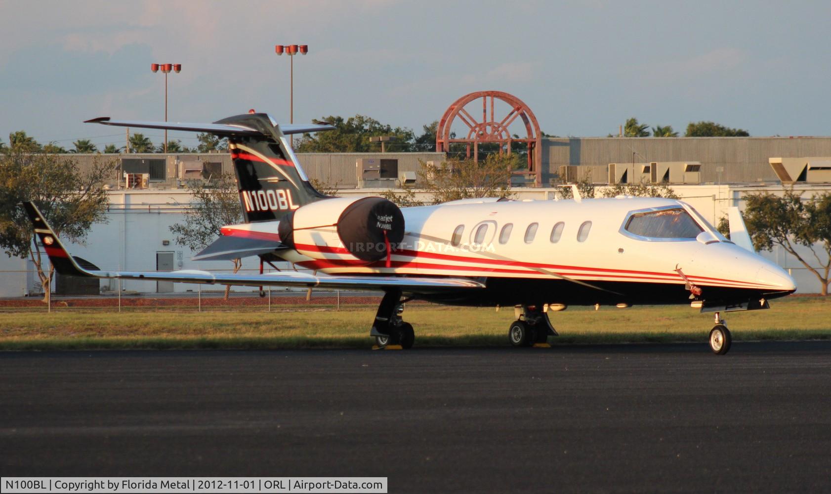 N100BL, 1996 Learjet Inc 31A C/N 126, NASCAR Bobby Labonte Lear 31A at NBAA