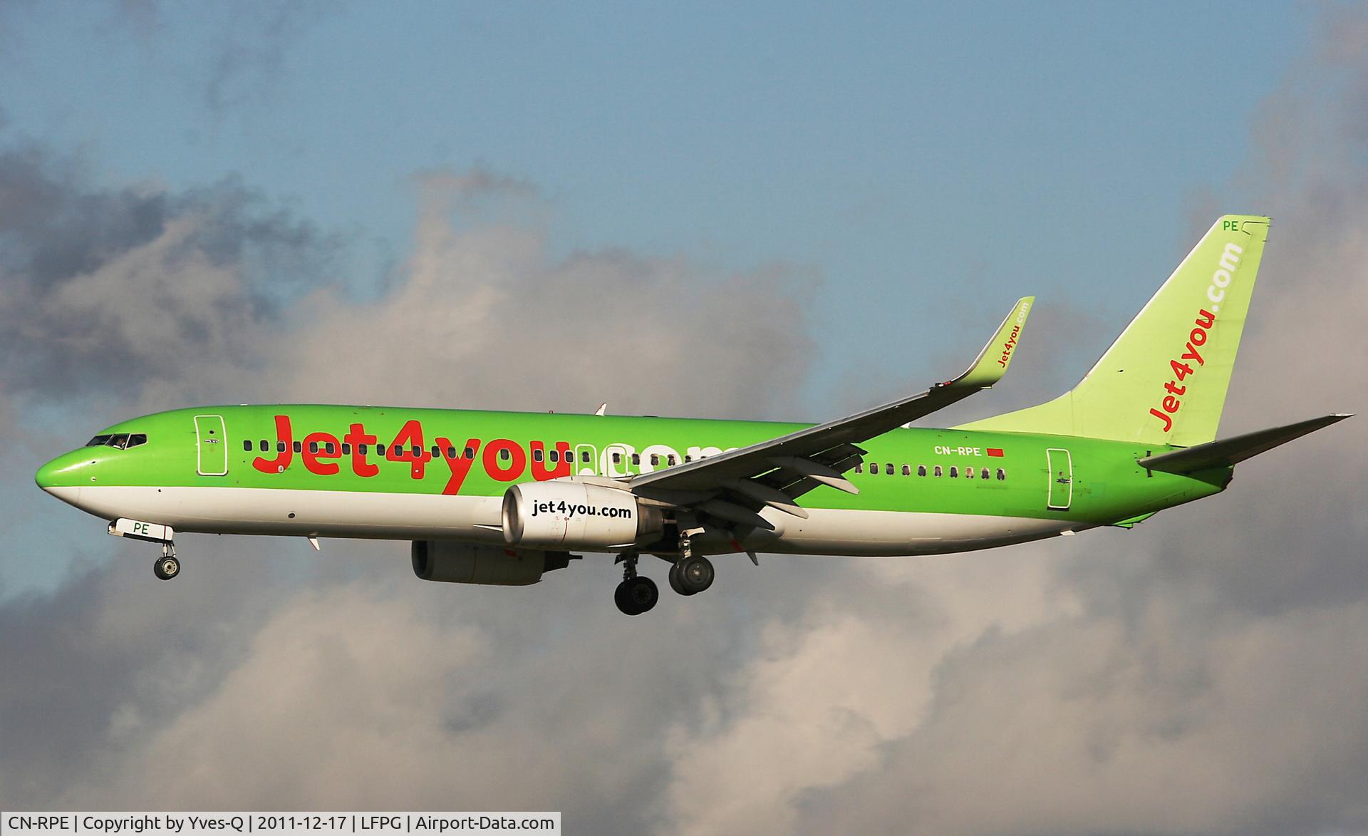 CN-RPE, 1999 Boeing 737-8K5 C/N 27990, Boing 737-8K5, Short approach rwy 26L, Roissy Charles De Gaulle Airport (LFPG-CDG)