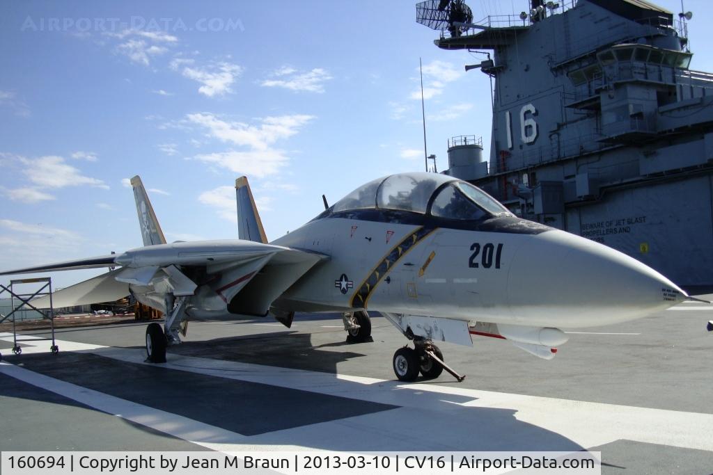160694, Grumman F-14A Tomcat C/N 313, Displayed on flight deck of USS Lexington (CVS-16)