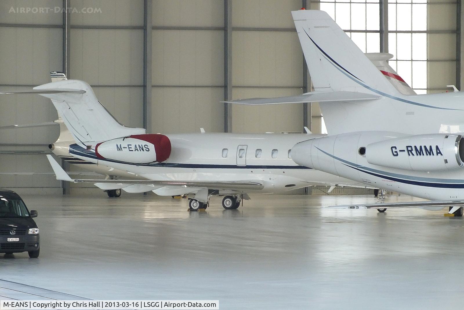 M-EANS, 2004 Bombardier Challenger 300 (BD-100-1A10) C/N 20017, YH Aviation Challenger 300 in the Jet Aviation hangar