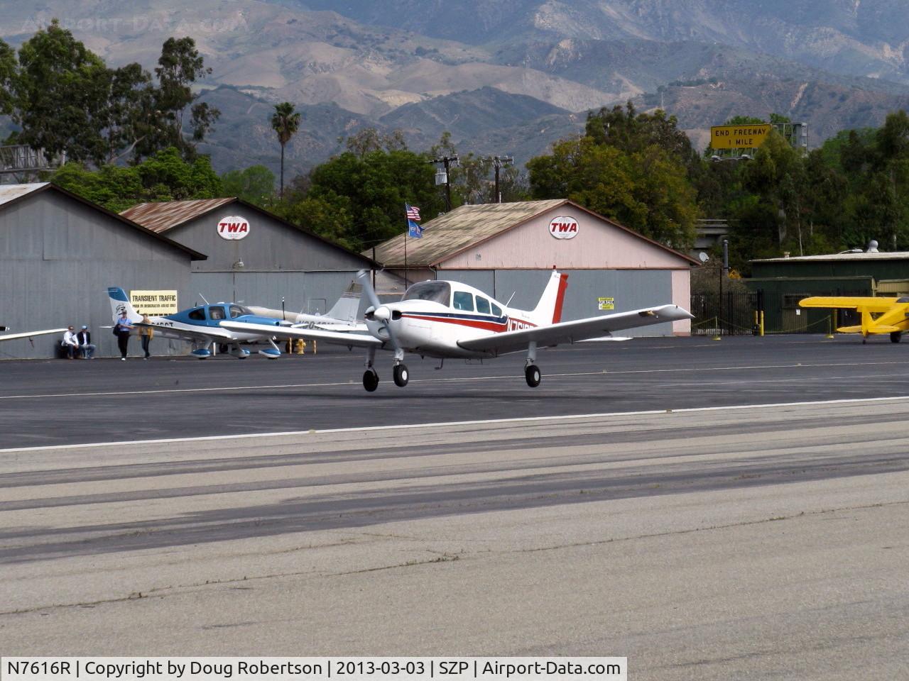 N7616R, 1969 Beech B23 Musketeer C/N M-1239, 1969 Beech B23 MUSKETEER CUSTOM, Lycoming O&VO-360 180 Hp, landing Rwy 22