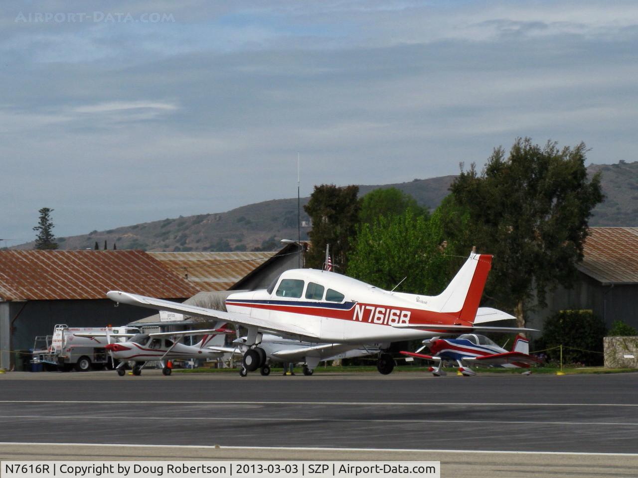 N7616R, 1969 Beech B23 Musketeer C/N M-1239, 1969 Beech B23 MUSKETEER CUSTOM, Lycoming O&VO-360 180 Hp, takeoff climb Rwy 22