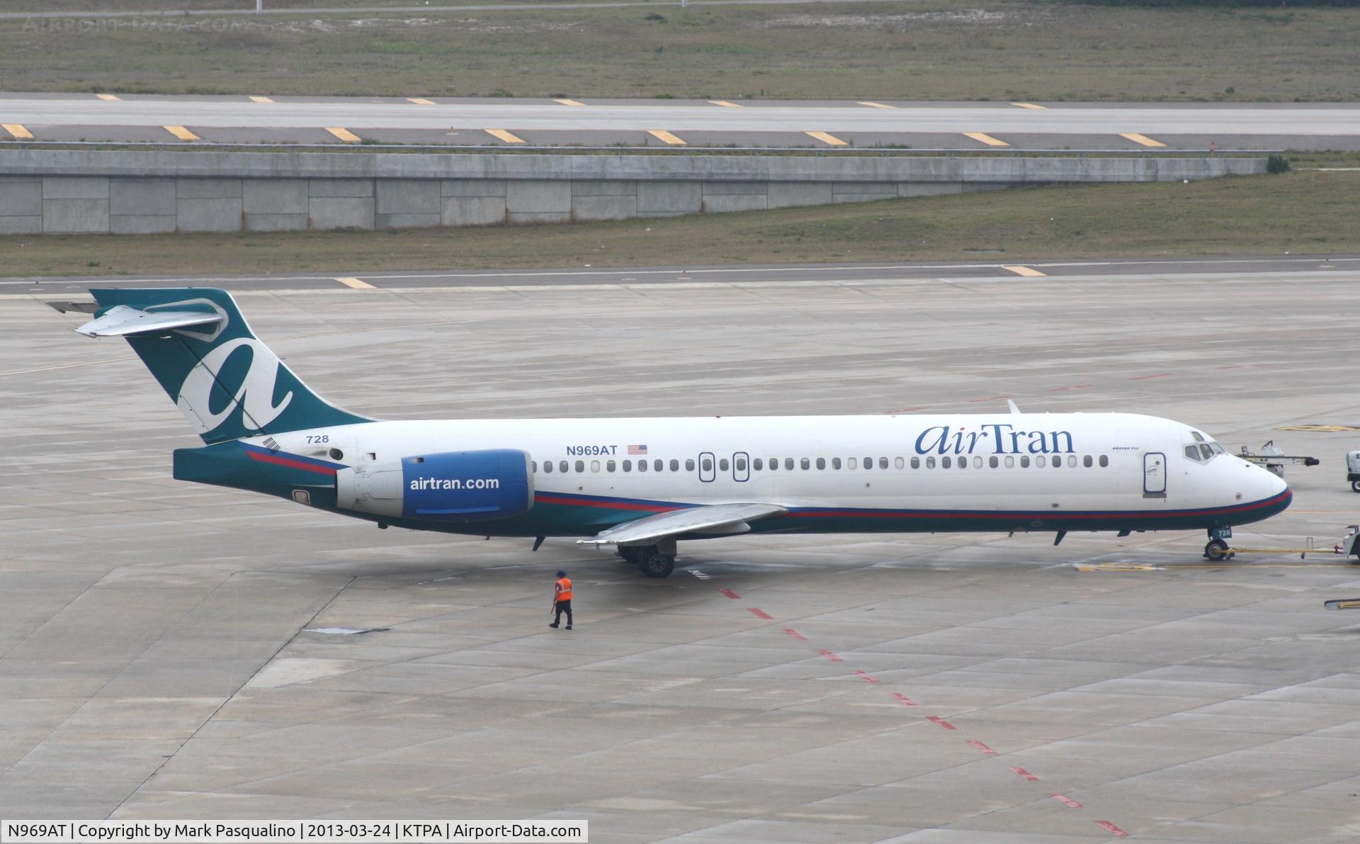 N969AT, 2001 Boeing 717-200 C/N 55030, Boeing 717-200